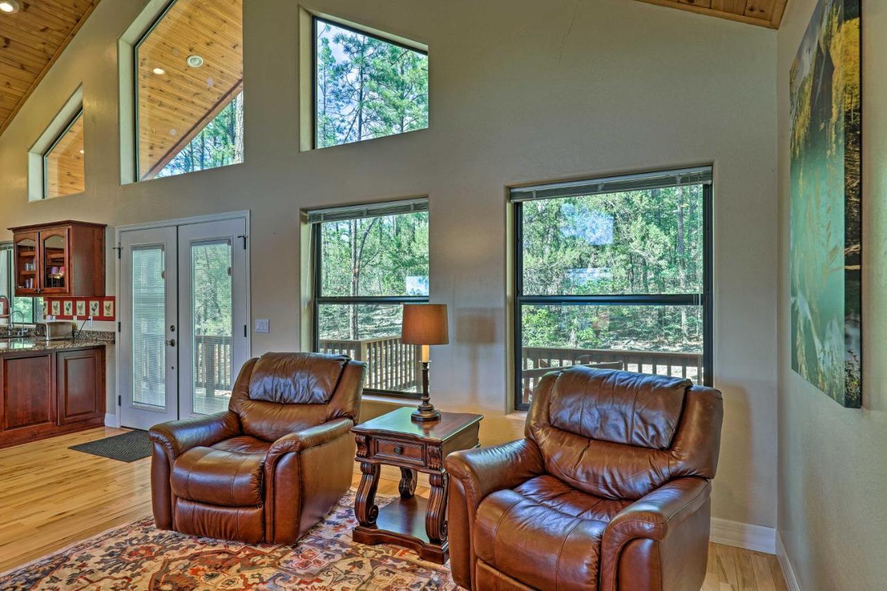 Serene Lakeside Cabin With Decks And Edler Lake Views! باينتوب ليكسايد المظهر الخارجي الصورة
