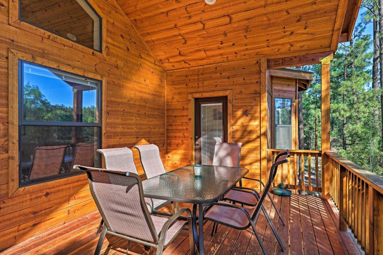 Serene Lakeside Cabin With Decks And Edler Lake Views! باينتوب ليكسايد المظهر الخارجي الصورة