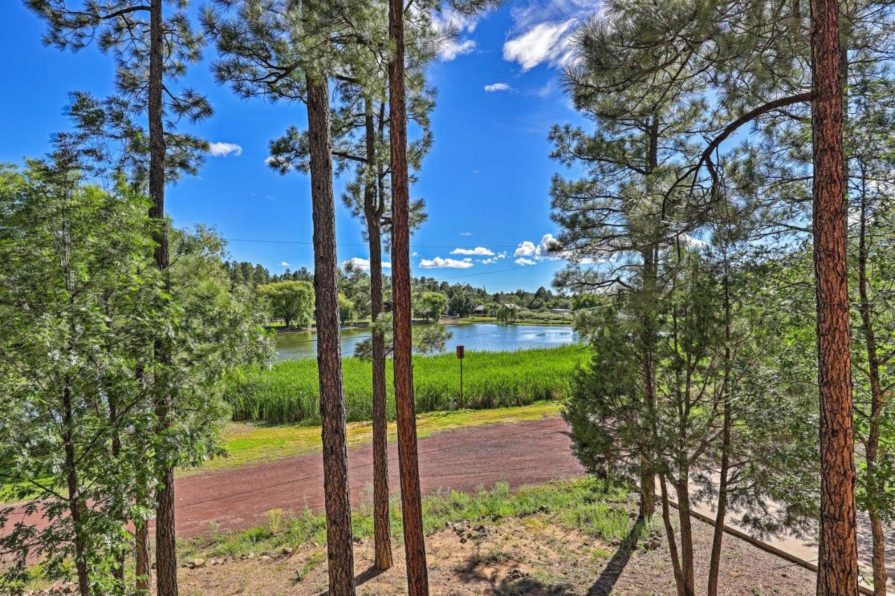 Serene Lakeside Cabin With Decks And Edler Lake Views! باينتوب ليكسايد المظهر الخارجي الصورة